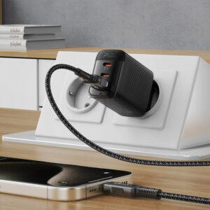 Acefast A108 GaN PD 67W 2xUSB-C 1xUSB-A sieninis įkroviklis – juodas - Image 6