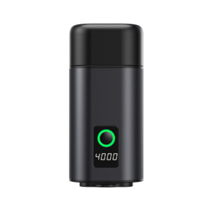 V2L Type 2 adapteris – Schuko 3500W su galios ekranu ir dėklu – juodas - Image 5