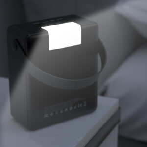 Wozinsky W8-B 100000mAh 30W išorinė baterija 2xUSB-A ir 2xUSB-C su žibintuvėliu - Juoda - Image 6