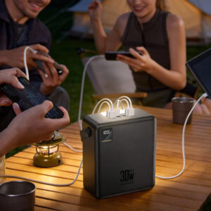 Wozinsky W8-B 100000mAh 30W išorinė baterija 2xUSB-A ir 2xUSB-C su žibintuvėliu - Juoda - Image 9
