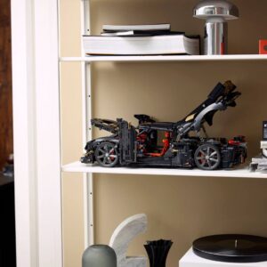 LEGO TECHNIC 42232 Koenigsegg Sadair's Spear Megacar - Image 3