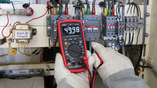 UT139S-Frequency-Measurement