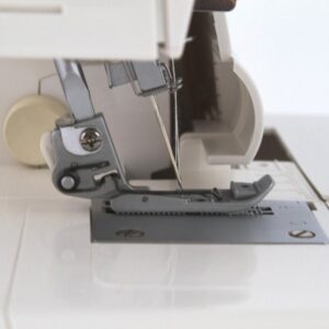 ŁUCZNIK OVERLOCK 820D-3 - Image 2