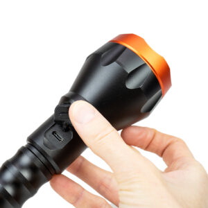 PNI Adventure F550 Crystal LED žibintuvėlis, 10W, aliuminis, 500lm, iki 700m, IPX6, 4000mAh baterija komplekte, USB Type-C įkrovimas - Image 5