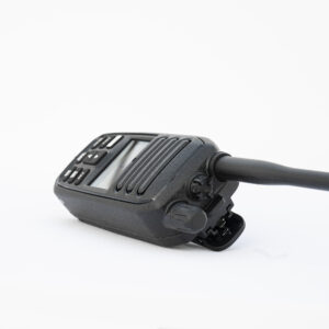 Nešiojama jūrinė radijo stotelė PNI DS890, 88 kanalai, 10 orų kanalų, reguliuojamas Squelch, Roger Beep, Dual Watch, Scan, Call, NRC, 1800mAh baterija, IP67