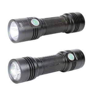 PNI Adventure F200 aliumininis dvigubas žibintuvėlis su LED, 4000mAh baterija, 3 didelės diafragmos LED ir vienu su fokusavimu bei PNI CHG300 maitinimo šaltinis su USB C prievadu, QC3.0, PD3.0, PPS ir USB-A prievadu, 30W - Image 2
