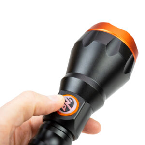 PNI Adventure F550 Crystal LED žibintuvėlis, 10W, aliuminis, 500lm, iki 700m, 4000mAh, IPX6, su pridedamu PNI CHG300 maitinimo šaltiniu - Image 9