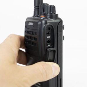 Nešiojama UHF radijo stotelė PNI Alinco DJ-A-41-E, 128 kanalų, 400-470 MHz, 1500 mAh, Scrambler, TOT, VOX, CTCSS-DCS - Image 2