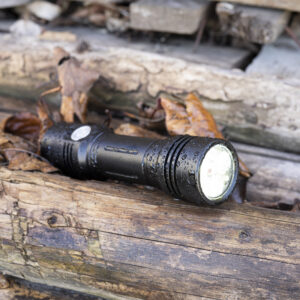 PNI Adventure F200 aliumininis dvigubas žibintuvėlis su LED, 4000mAh baterija ir pridedamu „Sticky Pad Flag“ - Image 9