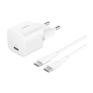Belkin BoostCharge kompaktiškas USB-C įkroviklis 25W su USB-C į USB-C laidu – 1 metras – Baltas