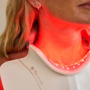 Therabody TheraFace LED priemonė kaklui ir krūtinei - Image 10
