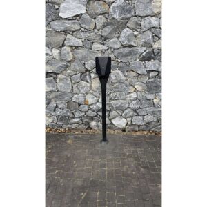 Stovas stotelei su pamatu - Image 2